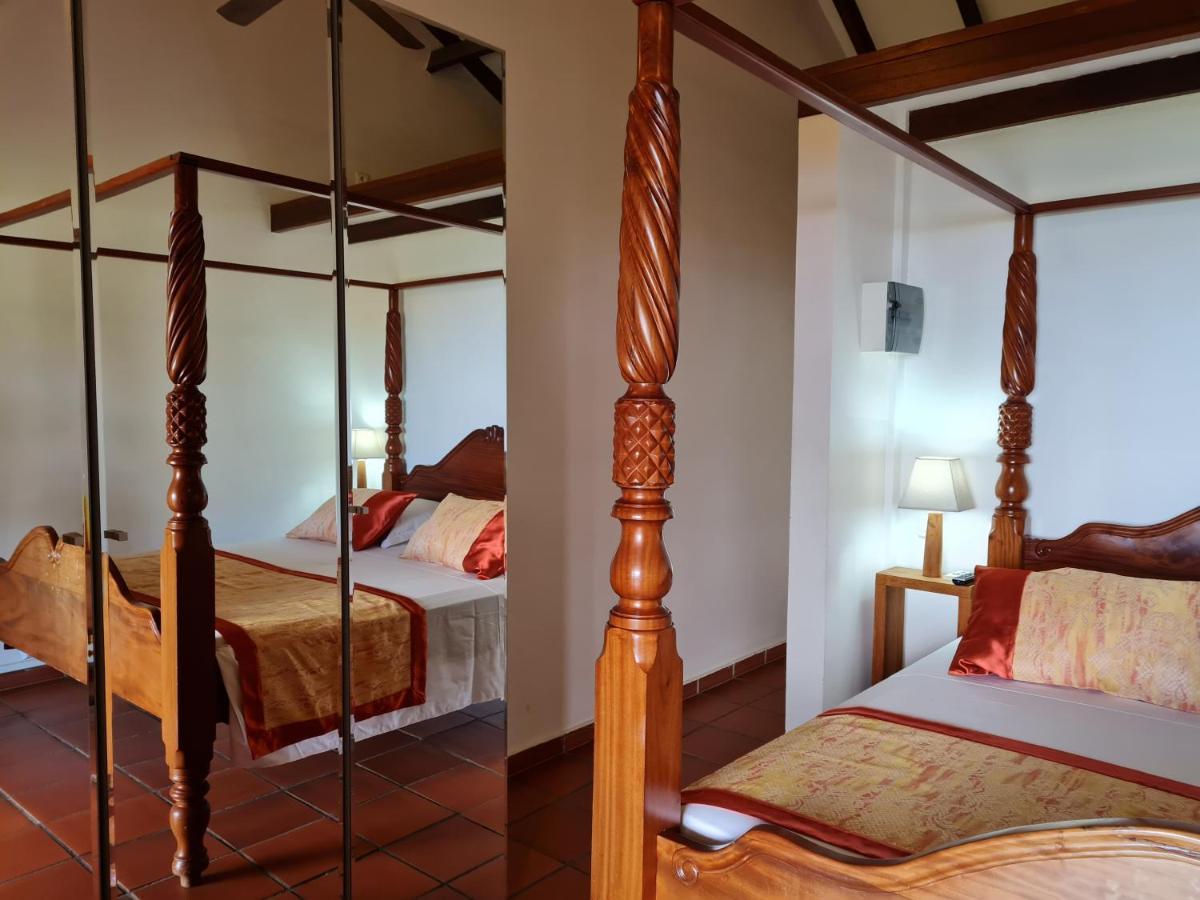Chambre D'Hotes "Villa Rayon Vert" Deshaies Zewnętrze zdjęcie