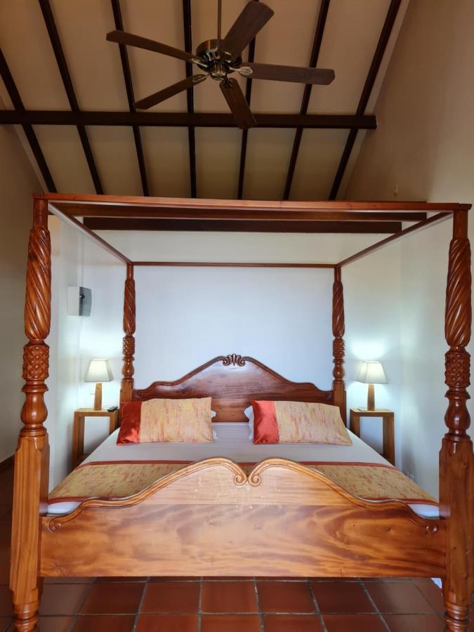 Chambre D'Hotes "Villa Rayon Vert" Deshaies Zewnętrze zdjęcie