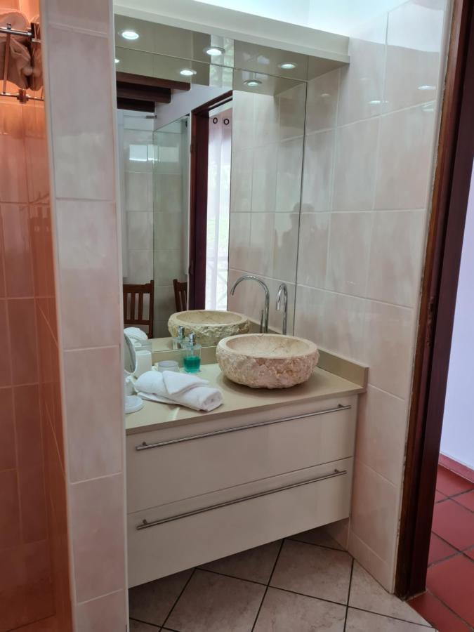 Chambre D'Hotes "Villa Rayon Vert" Deshaies Zewnętrze zdjęcie